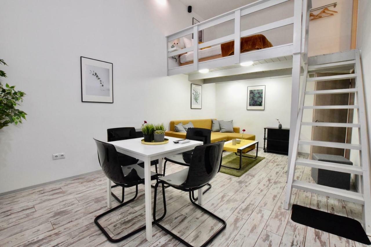Standard Apartment By Hi5 - Akacfa 59 Budapest Exteriör bild